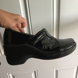 Patent leather Born shoes